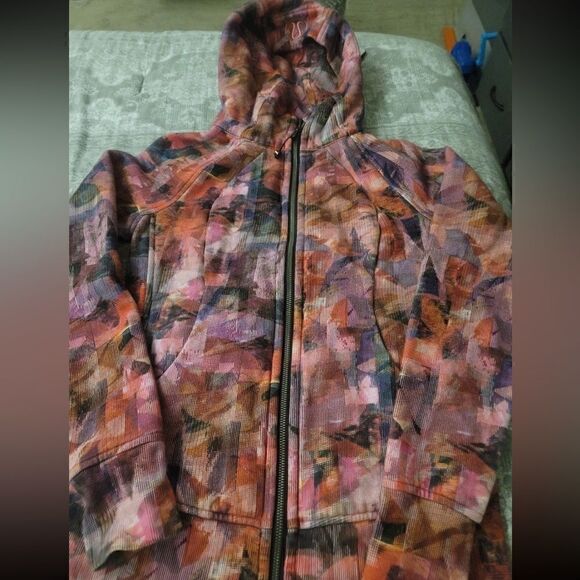 Lululemon Rare Scuba Hoodie - Picture 6 of 13